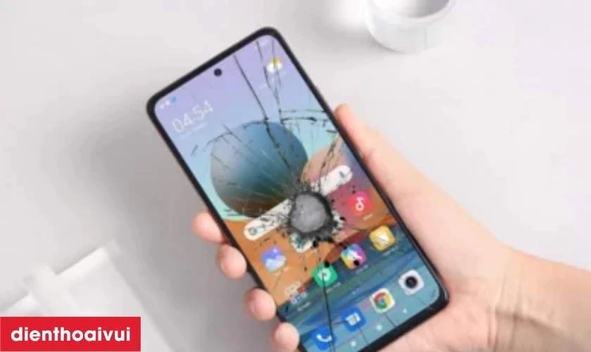 C&aacute;c dấu hiệu nhận biết bạn cần thay &eacute;p k&iacute;nh Nokia G22 mới