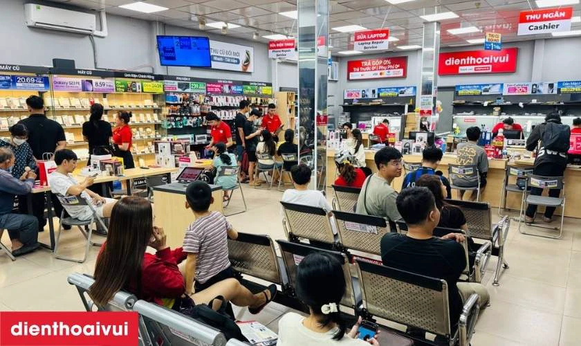 Dịch vụ sửa chữa điện thoại OPPO ch&iacute;nh h&atilde;ng, lấy liền tại Điện Thoại Vui