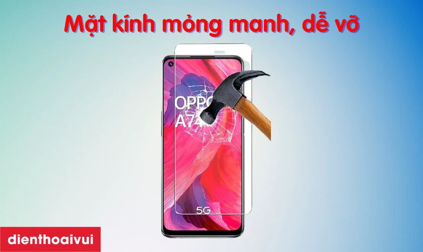 Va đập khiến lớp k&iacute;nh m&agrave;n h&igrave;nh bị vỡ