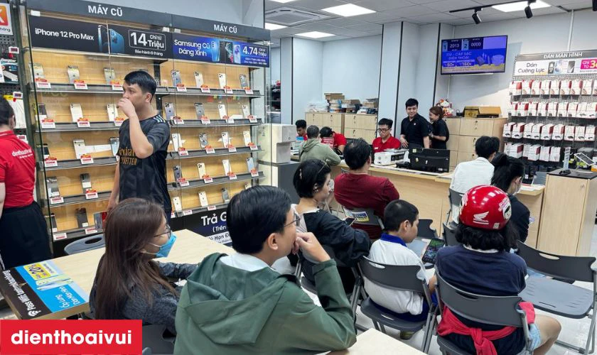 Cửa h&agrave;ng thay &eacute;p k&iacute;nh OPPO A74 ở đ&acirc;u uy t&iacute;n, lấy liền lại TPHCM v&agrave; H&agrave; Nội