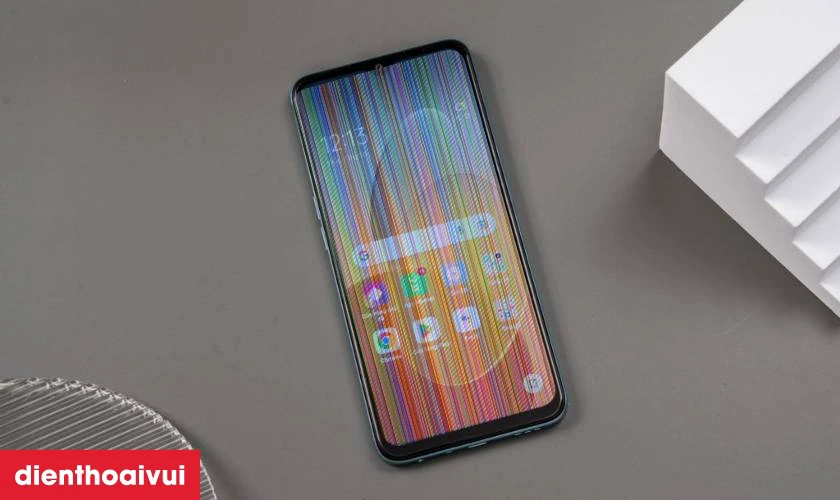 C&aacute;c dấu hiệu bạn cần thay &eacute;p k&iacute;nh OPPO A77s mới