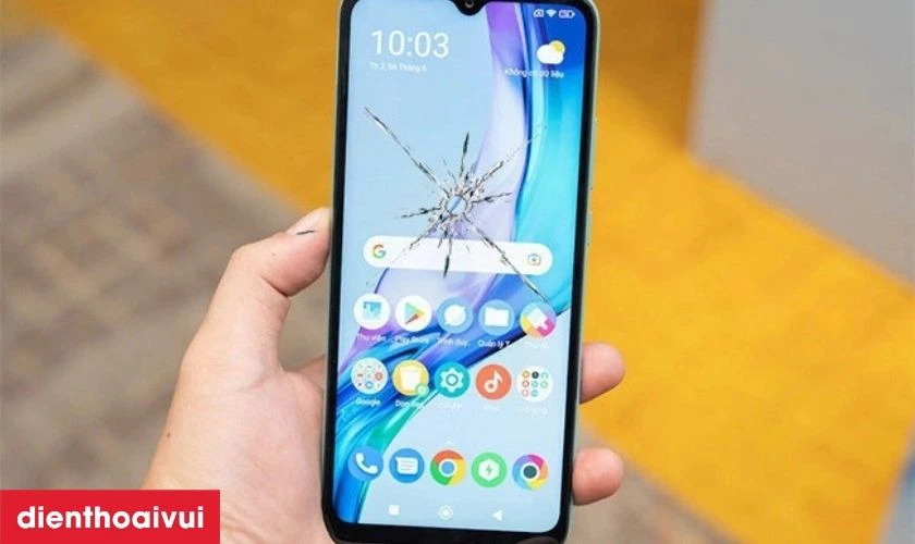 Nguy&ecirc;n nh&acirc;n tại sao điện thoại dễ bị nứt vỡ mặt k&iacute;nh