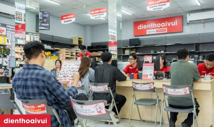 Địa chỉ thay ép kính Realme 12x uy tín, lấy liền tại TPHCM và Hà Nội ở đâu?