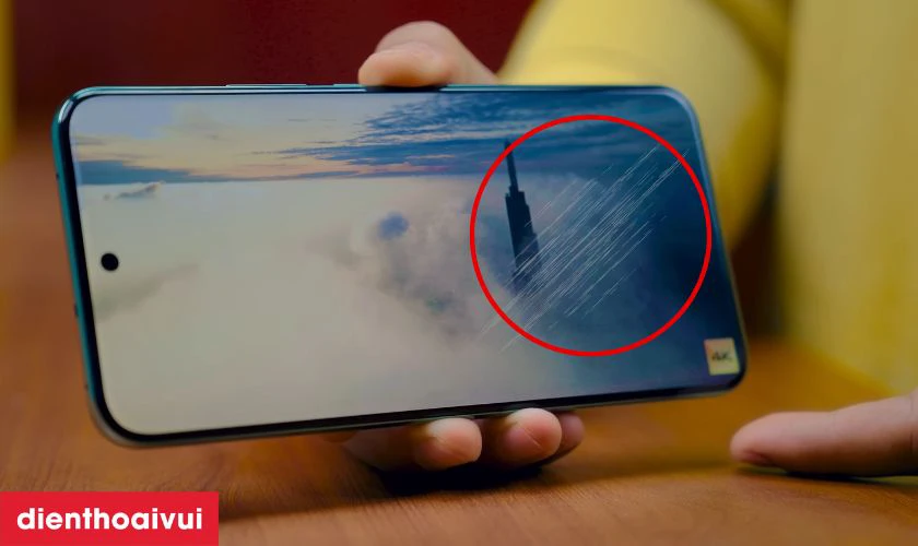 Trường hợp nào bạn cần thay ép kính Realme P3 Pro?