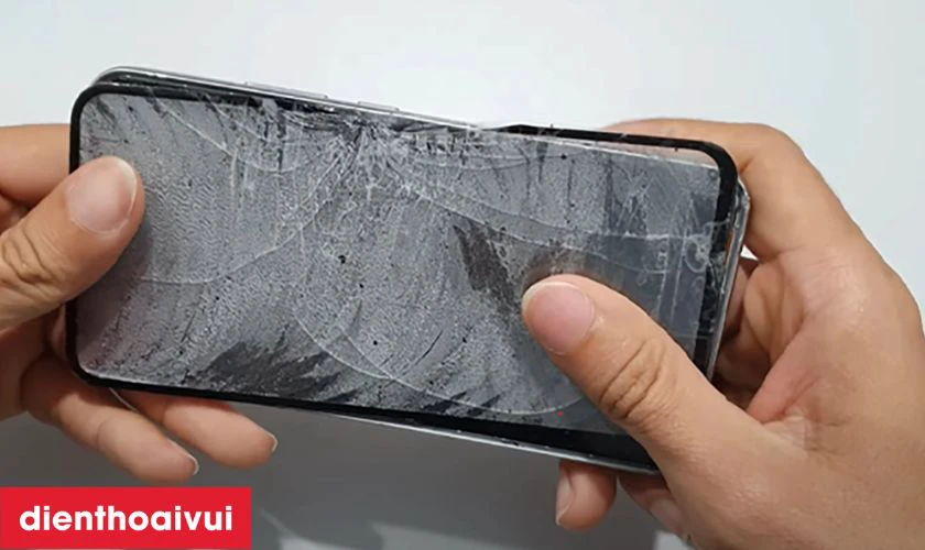 Thay &eacute;p k&iacute;nh Samsung A22 5G l&agrave; g&igrave;?