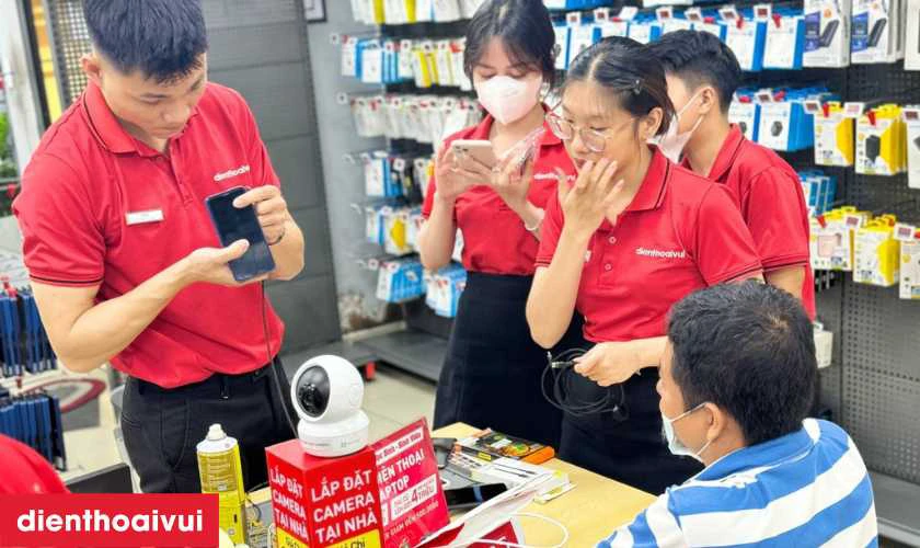 Quy tr&igrave;nh sửa chữa rất minh bạch lấy liền tại Điện Thoại Vui