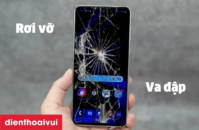 Rơi điện thoại làm mặt kính bị vỡ