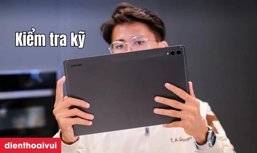 C&aacute;c dấu hiệu nhận biết bạn cần thay &eacute;p k&iacute;nh Samsung Galaxy Tab S9 Plus mới