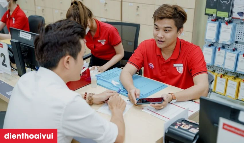Nhờ kỹ thuật vi&ecirc;n kiểm tra m&aacute;y để x&aacute;c định ch&iacute;nh x&aacute;c lỗi