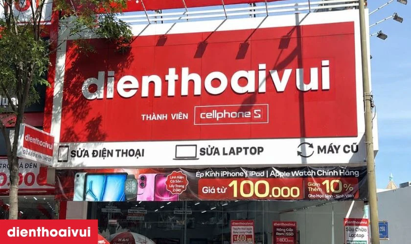 Địa chỉ thay mặt k&iacute;nh Samsung S23 ở đ&acirc;u uy t&iacute;n