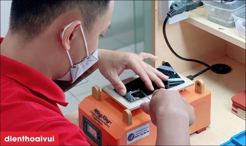 Lựa chọn địa chỉ thay &eacute;p k&iacute;nh chất lượng v&agrave; uy t&iacute;n