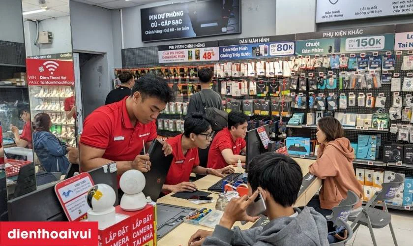 Cửa h&agrave;ng thay &eacute;p k&iacute;nh Tecno Spark Go 2 ch&iacute;nh h&atilde;ng GENA uy t&iacute;n tại TPHCM v&agrave; H&agrave; Nội