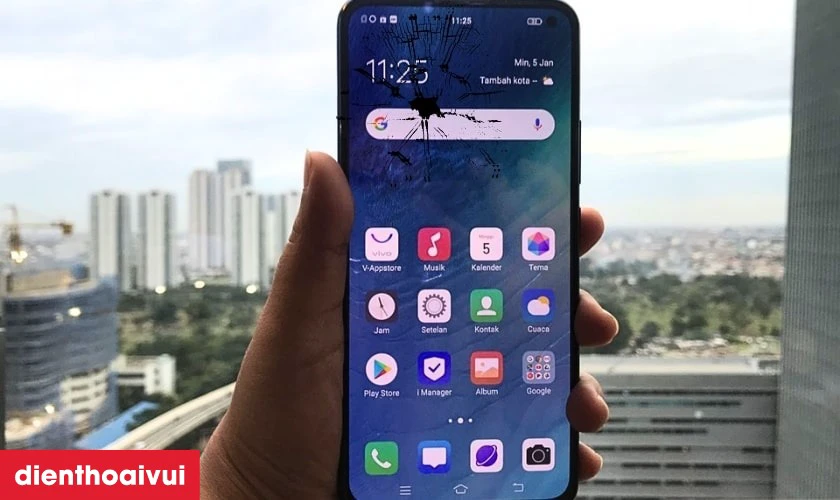 C&aacute;c dấu hiệu nhận biết bạn cần thay &eacute;p k&iacute;nh Vivo V19 mới