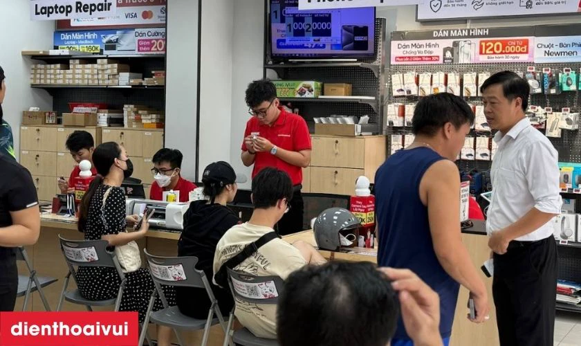 Cửa hàng thay ép kính Vivo V60 Lite chính hãng GENA uy tín, lấy liền