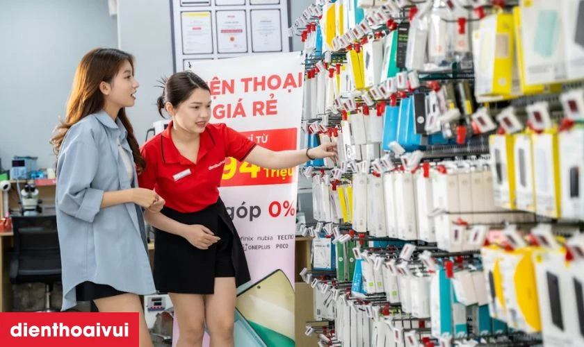 Thay &eacute;p k&iacute;nh vivo Y17s lấy liền gi&aacute; tốt tại Điện Thoại Vui
