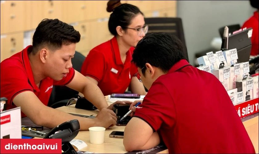 Kiểm tra v&agrave; tư vấn hư hỏng tr&ecirc;n thiết bị