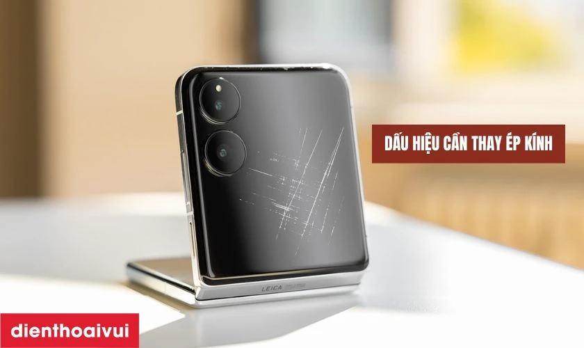 Dấu hiệu nào bạn cần thay ép kính Xiaomi Mix Flip 2 - Mặt ngoài?