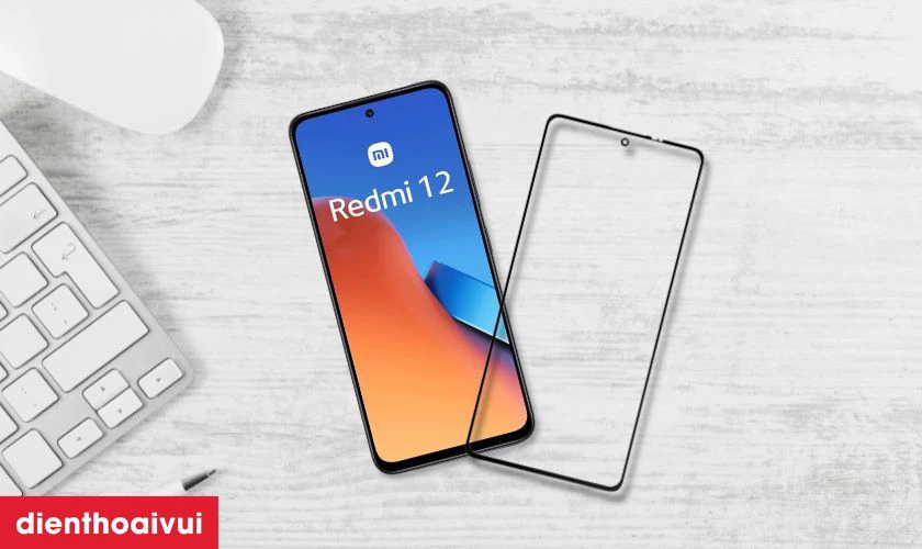 Thay &eacute;p k&iacute;nh Xiaomi Redmi 12 l&agrave; g&igrave;?