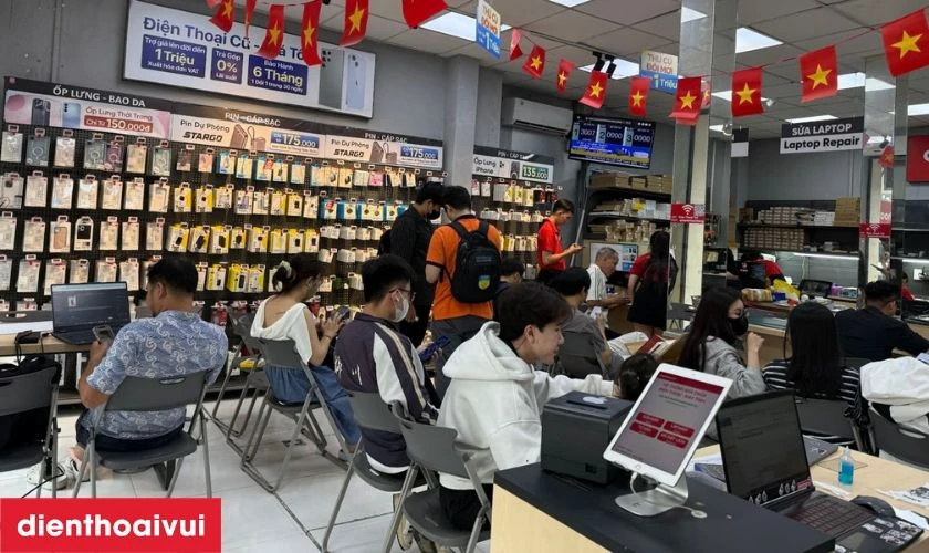 Thay ép kính Xiaomi Redmi 13C loại G+ tại Điện Thoại Vui