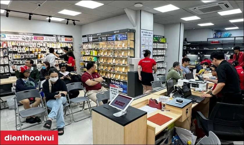 Địa chỉ thay ép kính Xiaomi Redmi Note 11 Pro ở đâu uy tín, lấy liền lại TPHCM và Hà Nội