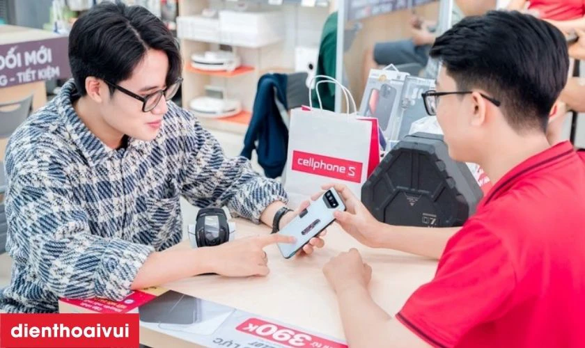 Cửa h&agrave;ng thay &eacute;p k&iacute;nh Xiaomi Redmi Note 12 Turbo ch&iacute;nh h&atilde;ng, lấy liền tại Điện Thoại Vui