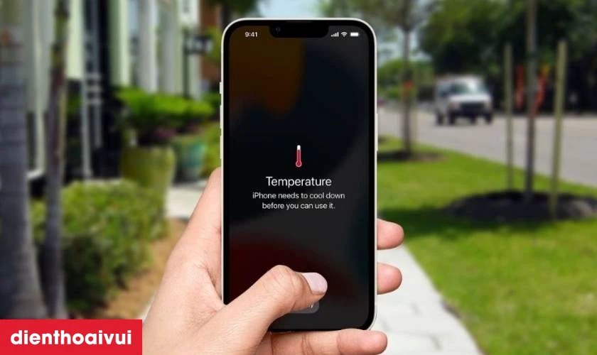 Khi nào cần thay IC nguồn iPhone 12 Pro?