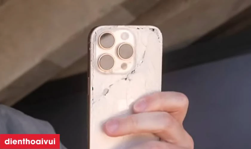 Nguy&ecirc;n nh&acirc;n iPhone 16 Pro bị hư IC nguồn