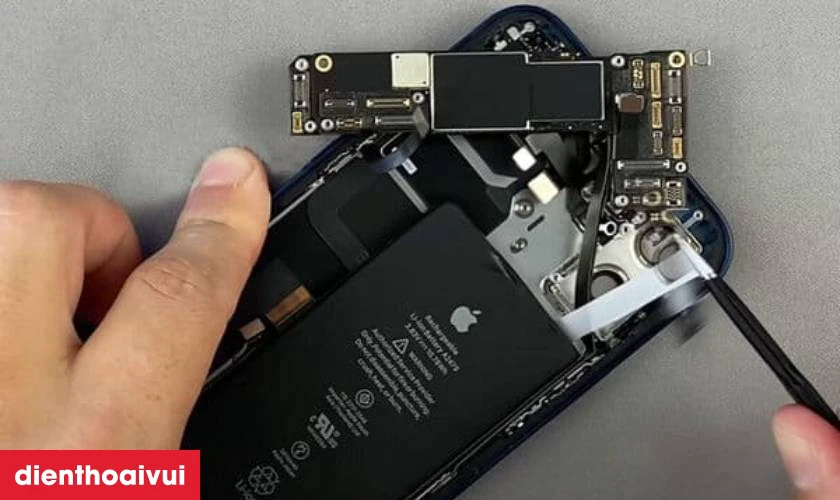 Nguyên nhân thay IC nguồn iPhone XR bị hư IC nguồn