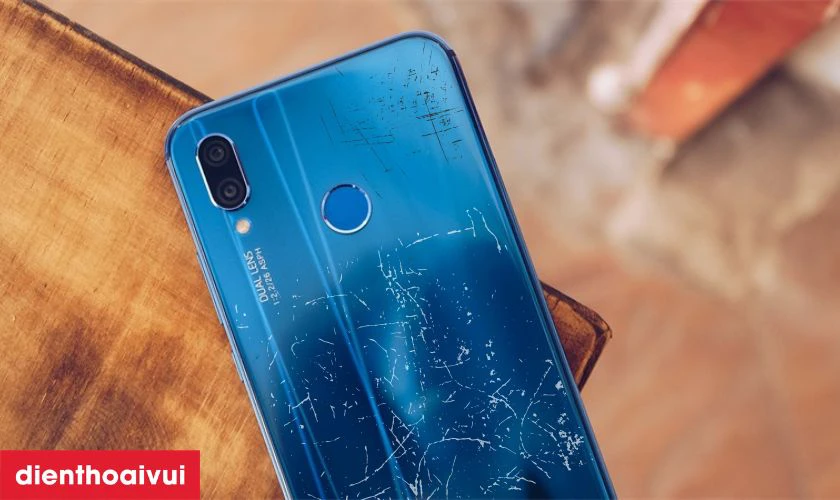 Trường hợp cần thay vỏ máy Huawei Nova 3E