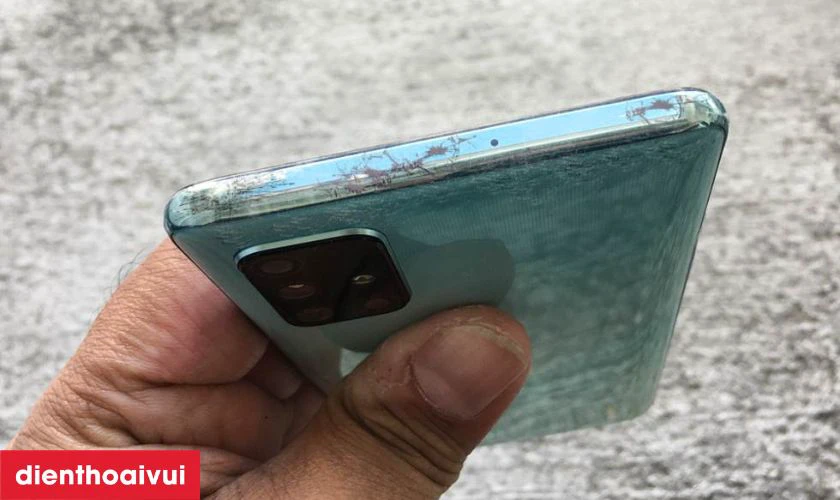Dấu hiệu nhận biết cần thay khung sườn Samsung Galaxy A72