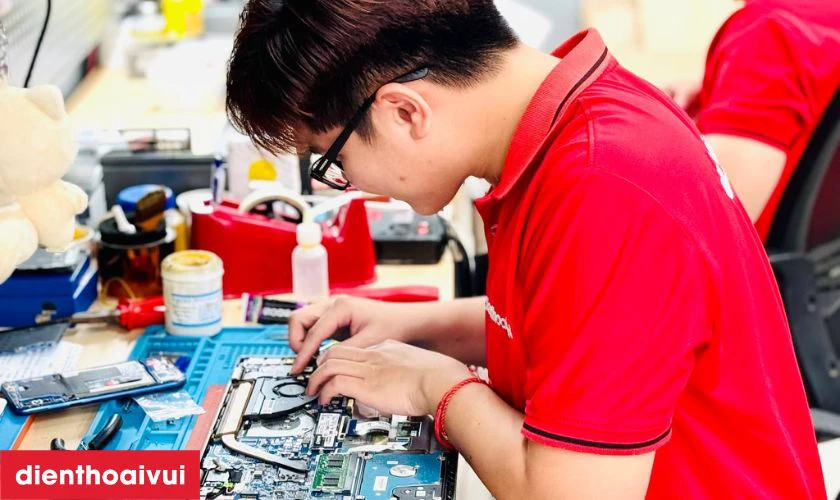 Dịch vụ thay k&iacute;nh cảm ứng iPad M1 11 2021 ch&iacute;nh h&atilde;ng Aries lấy liền tại Điện Thoại Vui