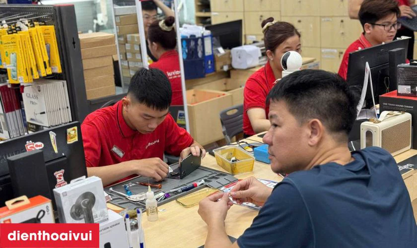 Máy được vệ sinh sạch sẽ và giao lại cho khách