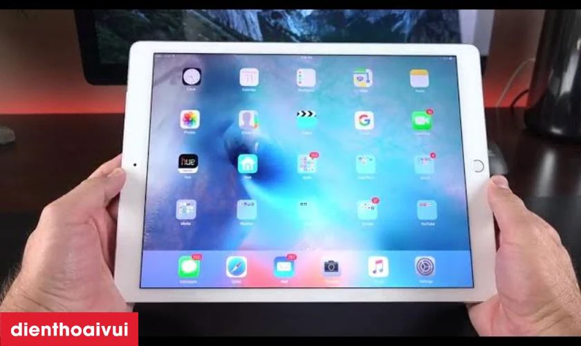 Những lưu &yacute; trước khi thay k&iacute;nh cảm ứng iPad