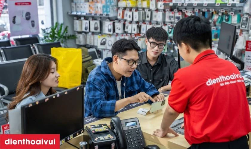 Cửa hàng thay kính cảm ứng iPhone Xs chính hãng Feaglet, lấy liền tại Điện Thoại Vui