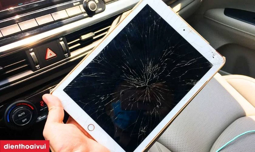 Nguy&ecirc;n nh&acirc;n cần thay k&iacute;nh cảm ứng iPad