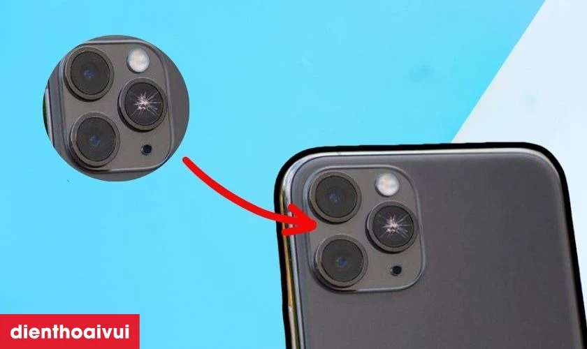 Rơi rớt va chạm mạnh khiến k&iacute;nh camera bị hư hỏng cần thay mới