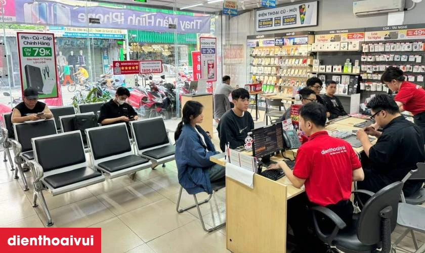 N&ecirc;n thay k&iacute;nh lưng Safety ở đ&acirc;u