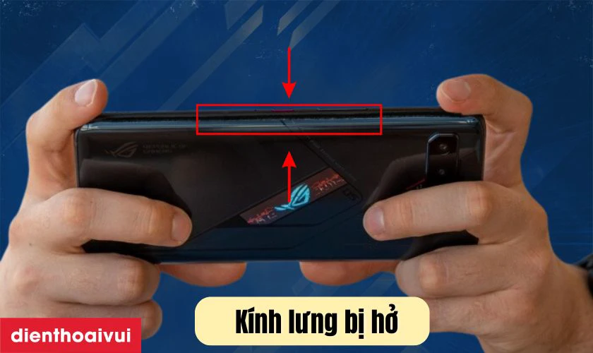 K&iacute;nh lưng tr&ecirc;n điện thoại Asus ROG Phone 5s kh&ocirc;ng kh&iacute;t v&agrave;o vị tr&iacute;