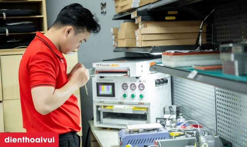 Cần lưu &yacute; g&igrave; khi thay k&iacute;nh lưng điện thoại Asus?
