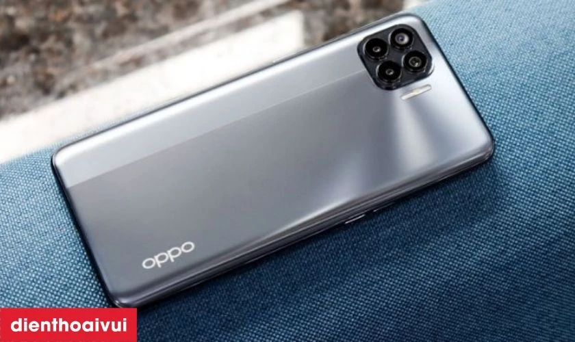 Mẹo bảo vệ nắp lưng sau khi thay mới