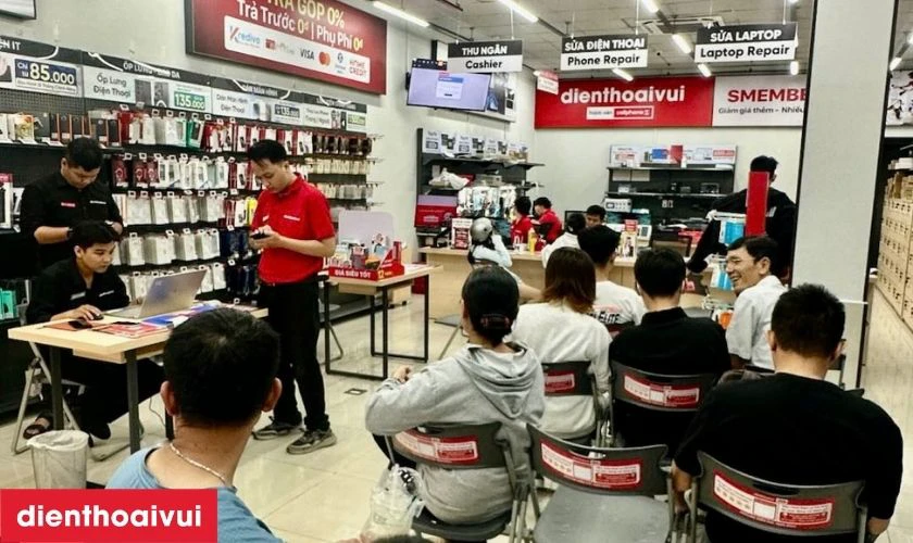 Thay mặt kính sau iPhone 11 Pro Max uy tín, lấy ngay tại Điện Thoại Vui