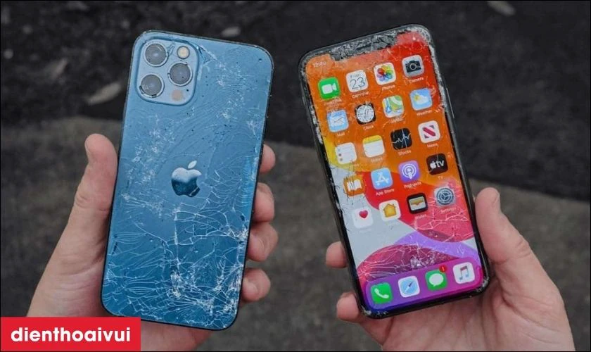 Dấu hiệu nhận biết n&ecirc;n thay k&iacute;nh lưng iPhone 12 Pro