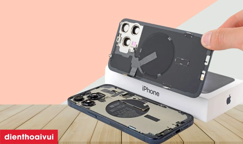 Kính lưng Aries thay cho iPhone 15 Pro Max có tốt không?