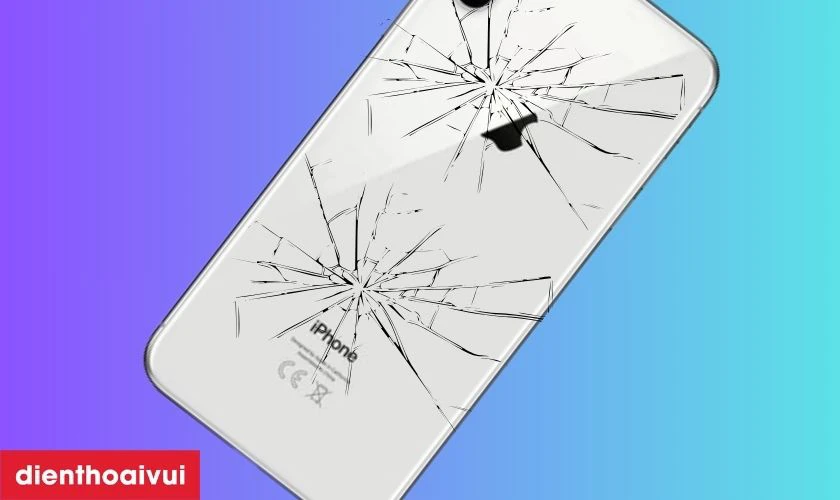 Khi n&agrave;o bạn n&ecirc;n thay k&iacute;nh lưng mới cho iPhone XS