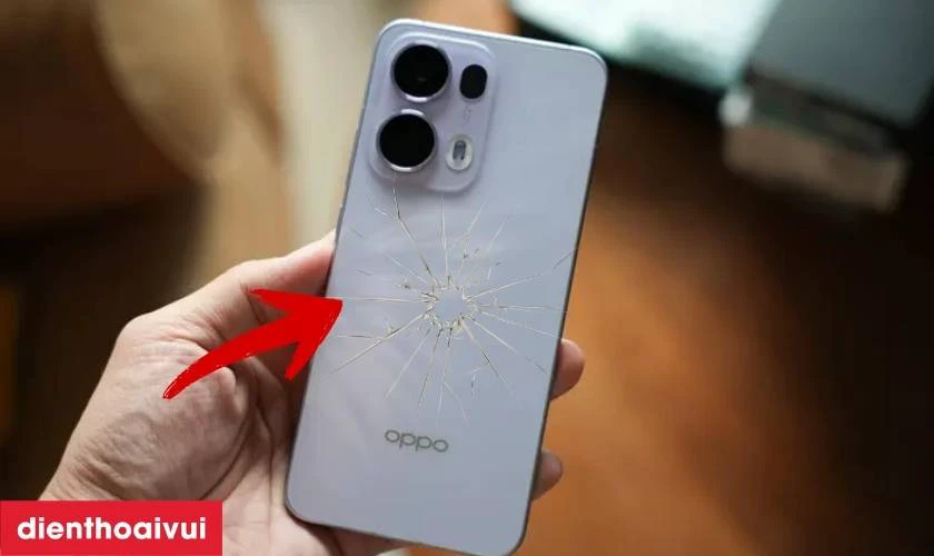 Thay k&iacute;nh lưng Oppo Reno 13 Pro khi n&agrave;o?