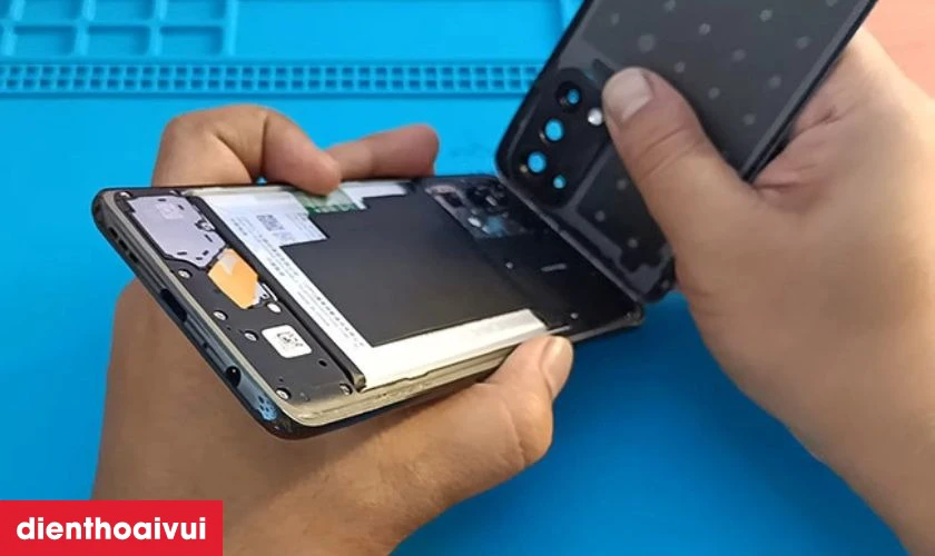 Chọn nơi thay k&iacute;nh lưng uy t&iacute;n để đảm bảo chất lượng tốt nhất