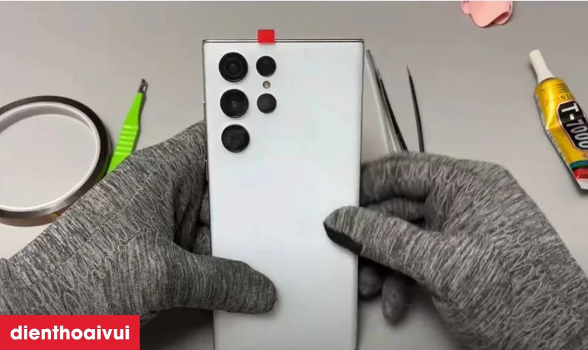 K&iacute;nh lưng h&atilde;ng Safety được đ&aacute;nh gi&aacute; cao về chất lượng v&agrave; t&iacute;nh thẩm mỹ