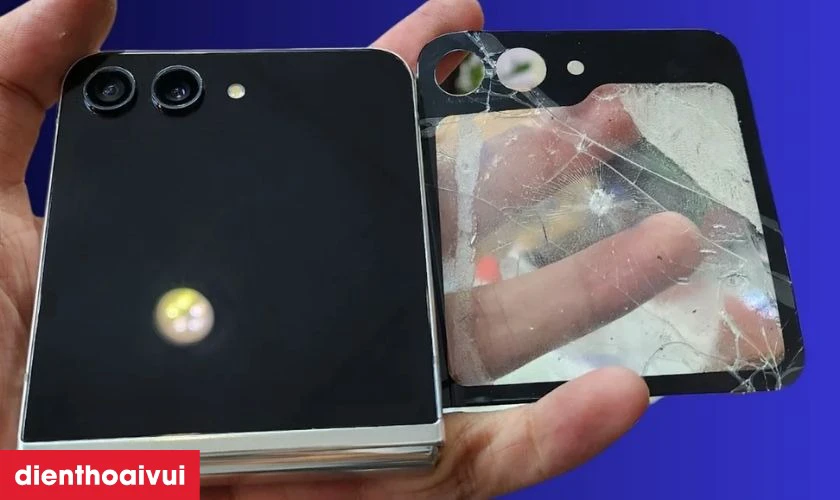 Thay kính lưng Samsung Galaxy Z Flip 6 là gì?