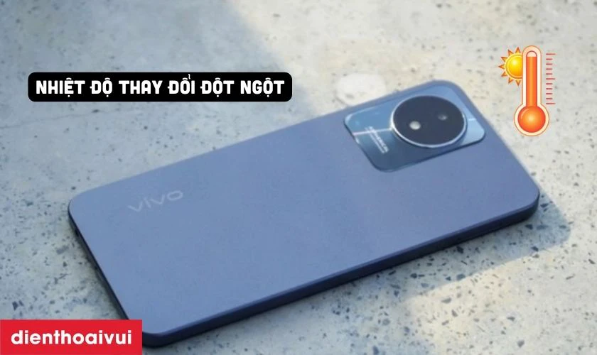 Nguyên nhân khiến mặt lưng Vivo Y17S bị nứt vỡ, xuống cấp