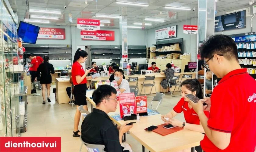 Địa chỉ thay kính lưng Vivo Y04 ở đâu giá tốt, lấy liền, uy tín tại TPHCM, Hà Nội, Đồng Nai?